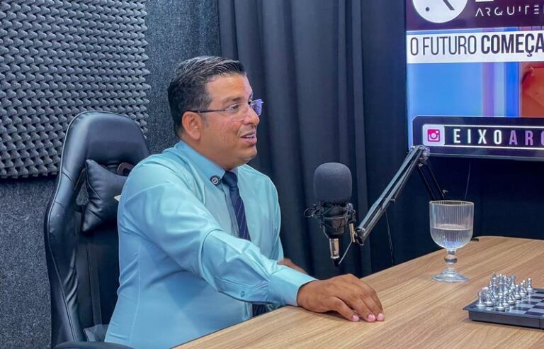“Não vou blindar nenhum secretário”, diz vereador Aiache no FolhaCast
