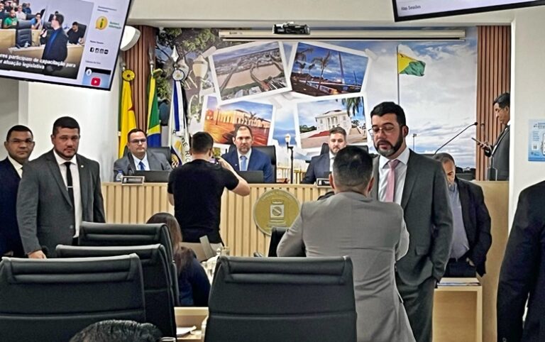 Vereadores derrubam vetos de Bocalom e mantêm projetos sobre enchentes e lazer