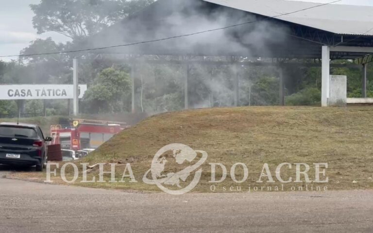 Incêndio atinge estande de tiro do BOPE em Rio Branco; fumaça assusta moradores