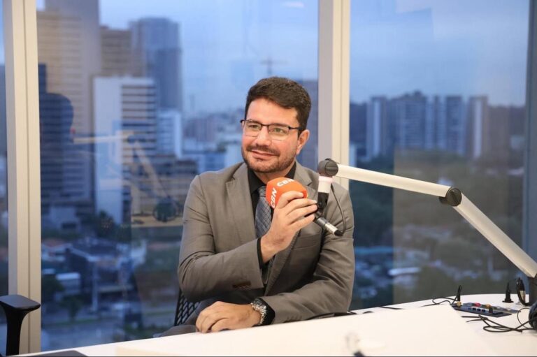 Após matéria do Fantástico, Gladson se pronuncia e fala em soluções: “nosso governo não esconde os problemas”