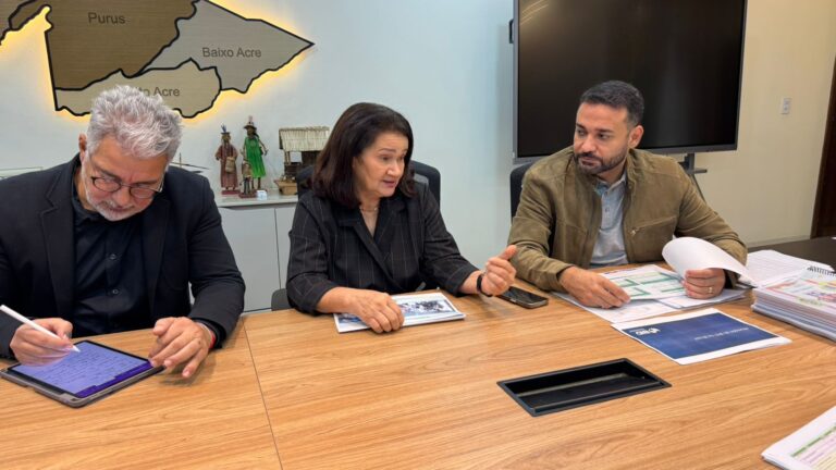 TCE-AC e Secretaria de Educação do Acre assinam acordo para providências emergenciais na Escola Limoeiro