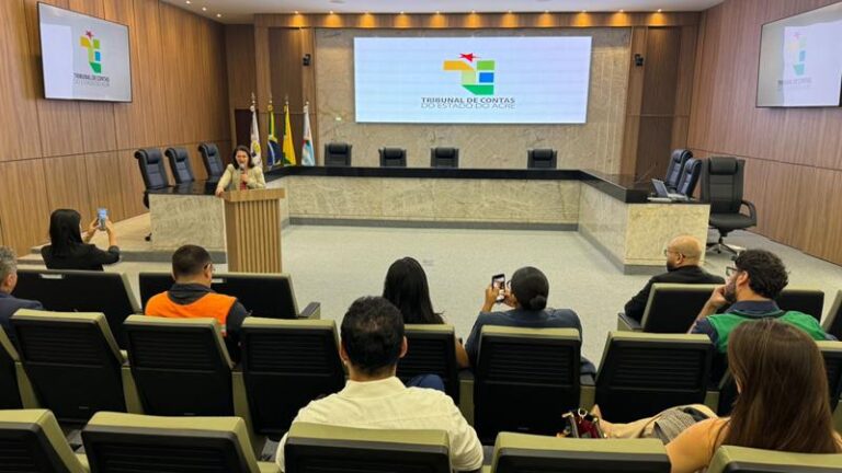 TCE-AC mobiliza instituições em reunião sobre enfrentamento ao período seco e queimadas ilegais no Acre
