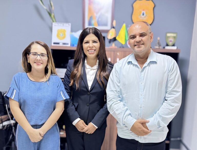 Deputada Antônia Lúcia anuncia destinação de veículos e computadores para fortalecer o Projeto Bem-Me-Quer no Acre