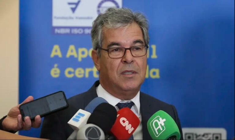 O “Fantástico” mundo do passado de Jorge Viana e a síndrome do ex: o que ninguém te conta da matéria da Educação