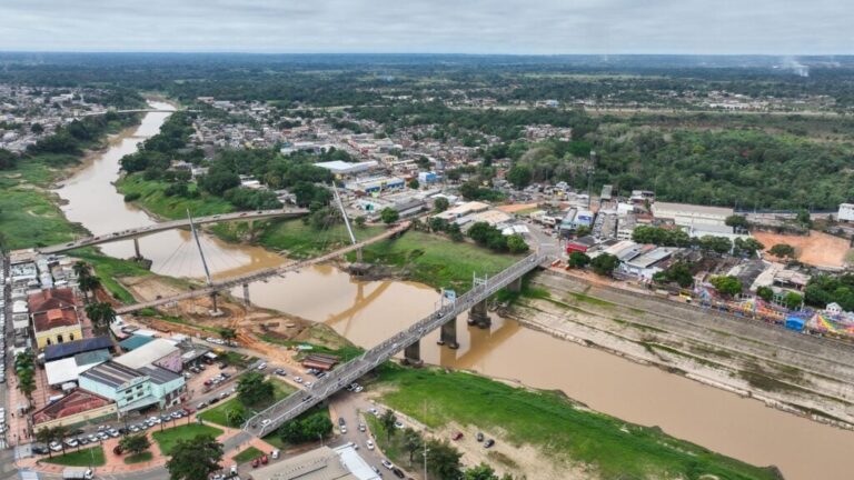 Nível do Rio Acre segue em leve declínio e fica abaixo de 2 metros, em Rio Branco
