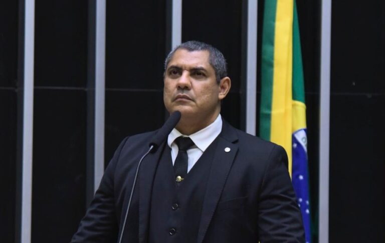 Ulysses adota pacote legislativo para defender produtores rurais do Acre e frear abusos do IBAMA
