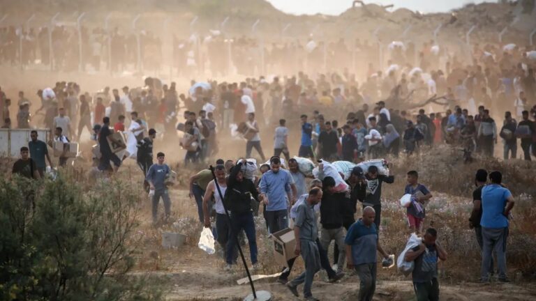 Gaza: ao menos 20 morrem sufocados por gás lacrimogêneo em centro de ajuda humanitária