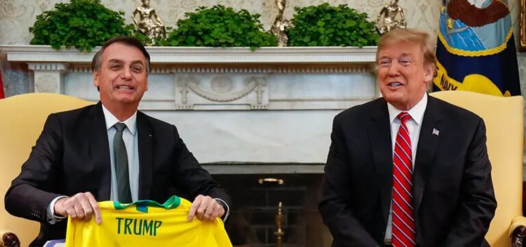 STF acredita que Trump prepara fuga de Bolsonaro para os Estados Unidos