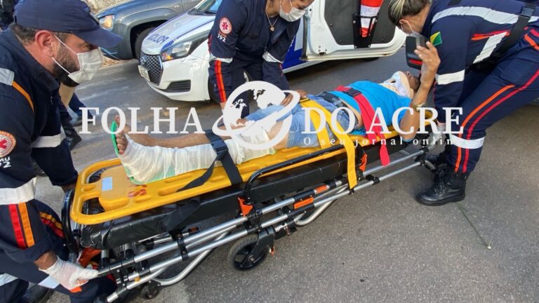 Motociclista tenta realizar manobra arriscada e colide contra caminhão em Rio Branco