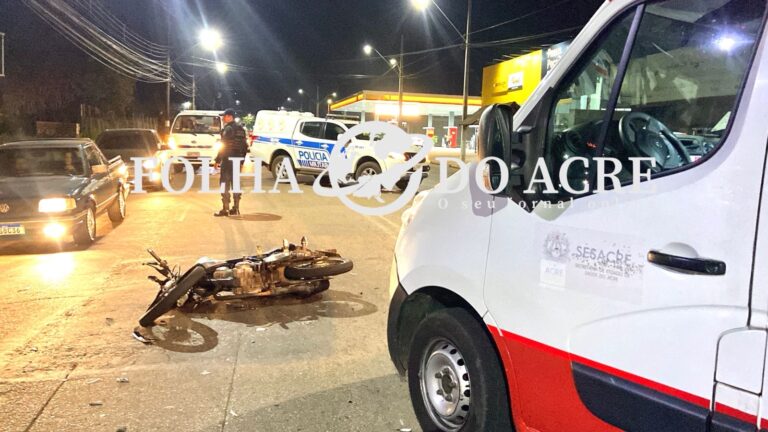 Colisão entre motos deixa jovem de 19 anos gravemente ferida em avenida movimentada de Rio Branco