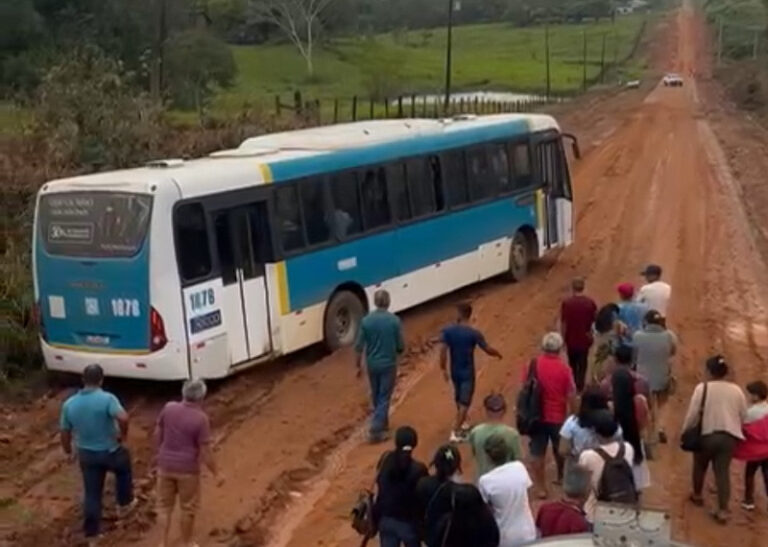 Revitalização demorada da rodovia Transacreana deixa comunidade rural ilhada pelas fortes chuvas em Rio Branco