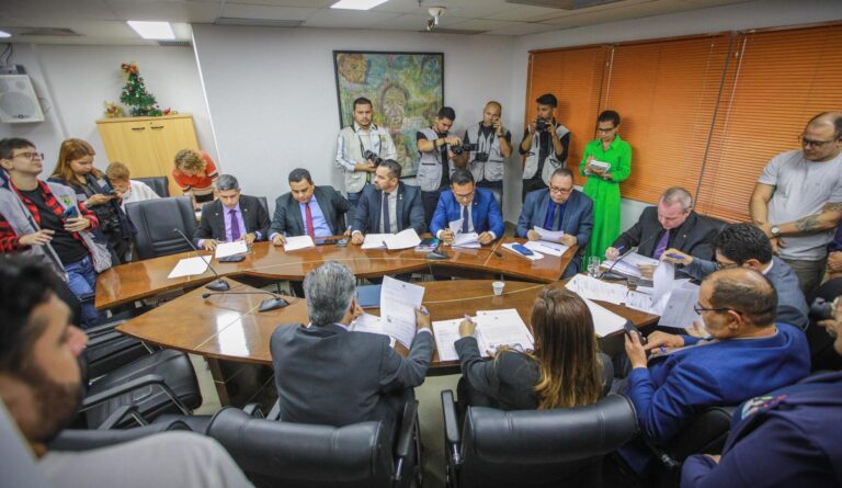 Comissões da Aleac intensificam trabalho antes do recesso e aprovam pacote de ajustes na Previdência Estadual