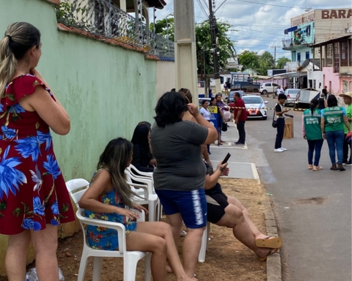Justiça determina liberação imediata da rua do Centro Pop bloqueada em protesto