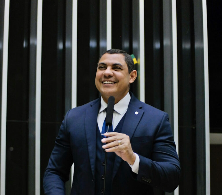 Deputado Coronel Ulysses falará sobre o narcoterrorismo na Amazônia em evento na Suécia