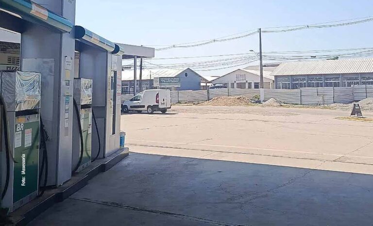 Posto de gasolina é assaltado por homem armado com facão, em Sena Madureira