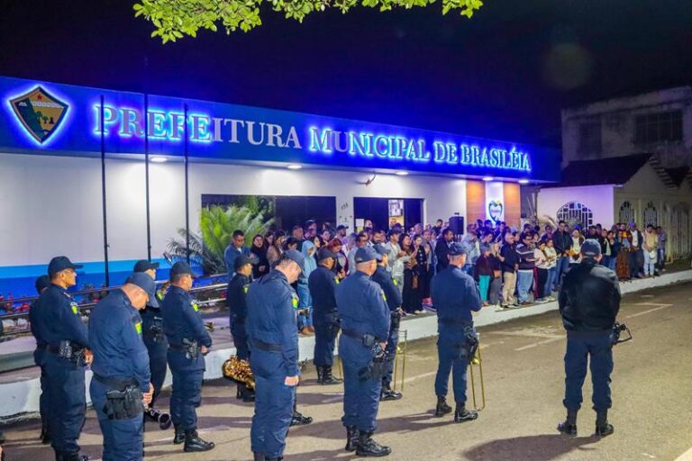 Brasiléia desperta com alvorada festiva para celebrar seus 115 anos de história