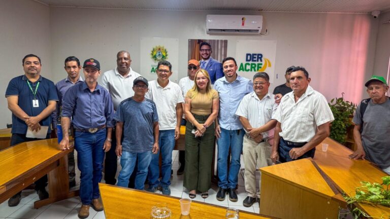 Deracre e vereadores de Acrelândia alinham ações para reforçar recuperação de ramais