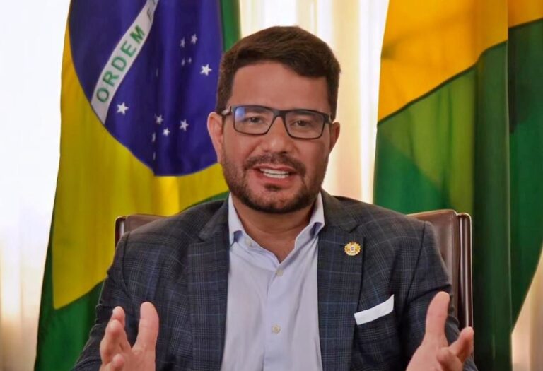 Gladson anuncia continuidade da merenda escolar com prato extra durante as férias