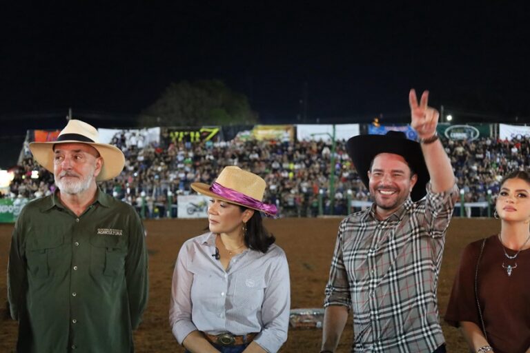 Após abertura, rodeio é suspenso na terceira noite da Expoacre devido a forte chuva