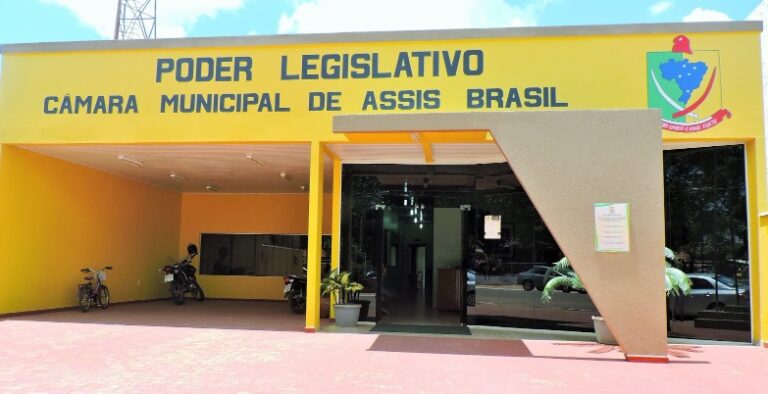 Assis Brasil cria regras para desconto em folha de servidores e vereadores