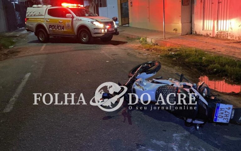 Mototaxista fica gravemente ferido após ser arrastado por caminhonete de luxo que invadiu preferencial em Rio Branco