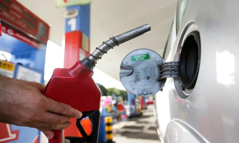 Governo prevê queda nos preços da gasolina e diesel nos próximos dias