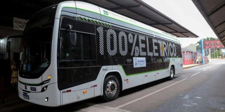 Prefeitura corrige falhas e republica lei que autoriza empréstimo de R$ 67 milhões para compra de ônibus