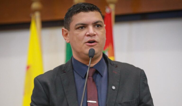 Na Aleac, deputado Tio Pablo apresenta Moção de Pesar ao amigo Aécio Lima e convoca ato em favor da agricultura familiar no Acre