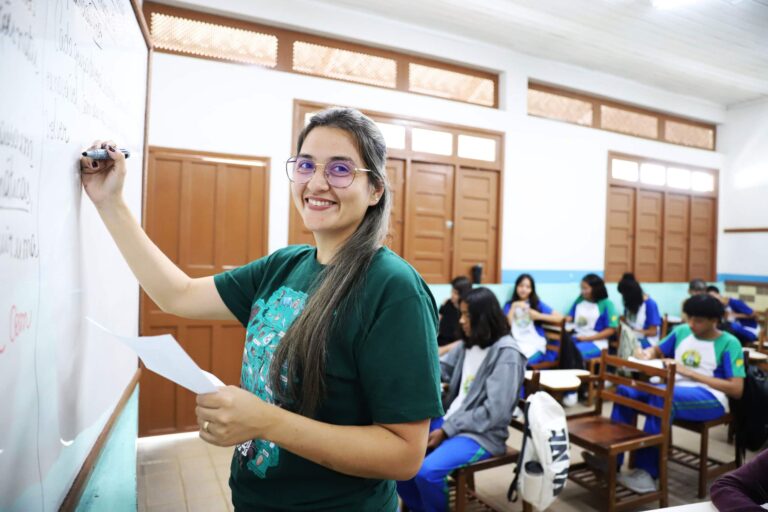 Governo do Acre convoca novos professores para escolas rurais e de EJA