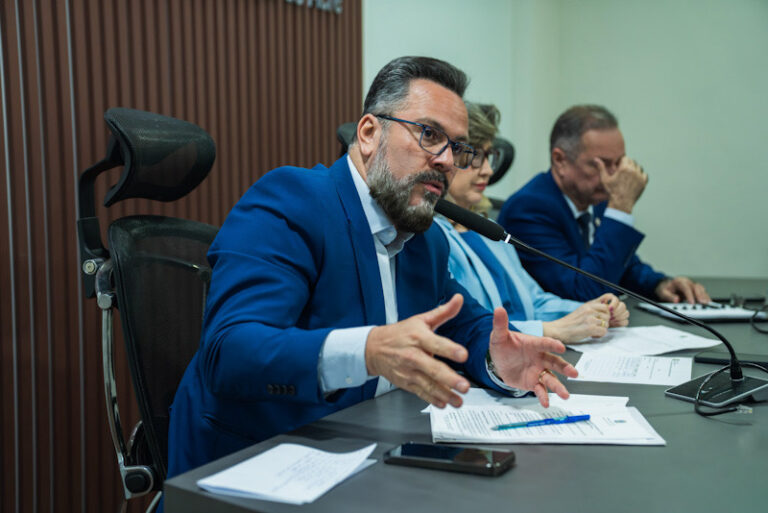 Alan Rick pede atuação do MPAC para destravar avanços no saneamento básico do Acre