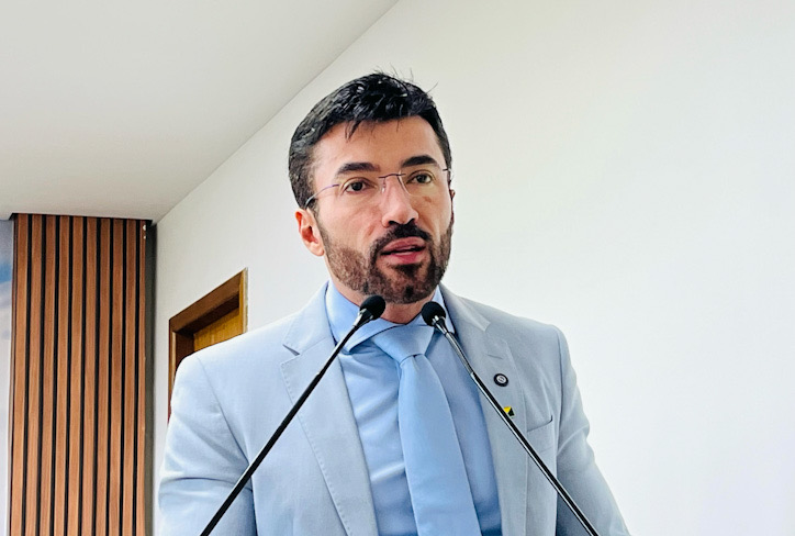 “Não podemos abrir mão de recursos federais por birra ideológica”, dispara Zé Lopes sobre crise de água em Rio Branco