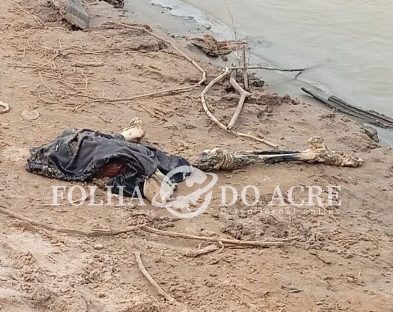 Pescadores encontram ossada humana no Rio Acre, em Rio Branco