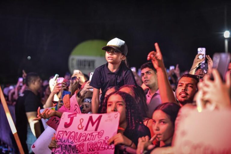 Jorge & Mateus levam multidão à arena da Expoacre; veja as fotos do show