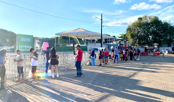Fãs já formam fila para o show de Jorge & Mateus no encerramento da Expoacre