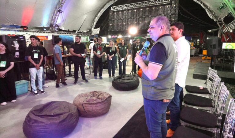 Governo lança plataforma do ecossistema de inovação no Espaço Indústria na Expoacre