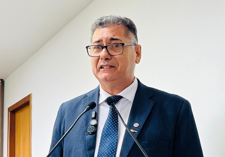 Benício Dias diz que servidores da RBTtrans são coagidos a declarar superintendente como “bom gestor”