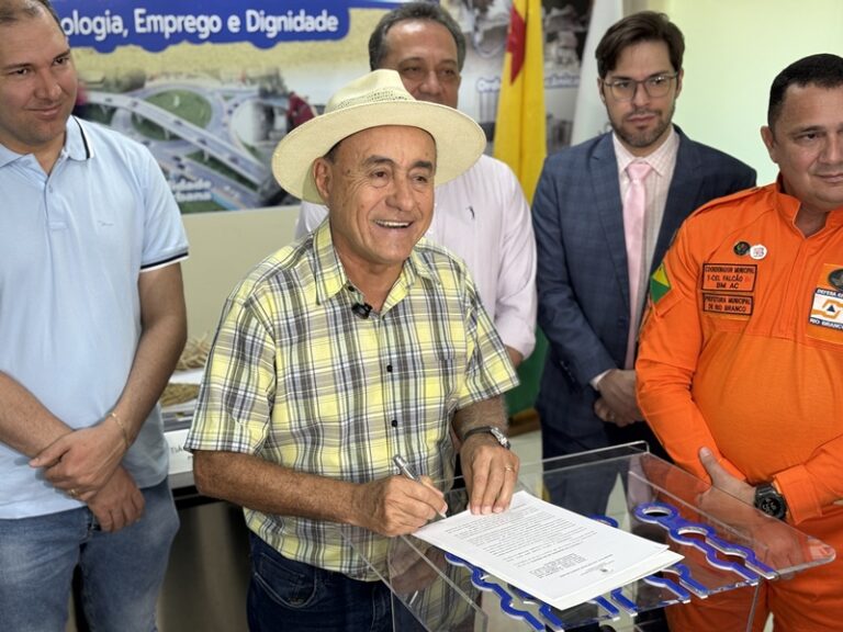 Prefeitura de Rio Branco nomeia aprovados em concurso público de 2024