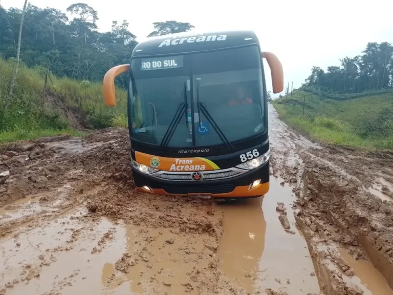 Deputado cobra transparência sobre R$ 800 milhões destinados à recuperação da BR-364