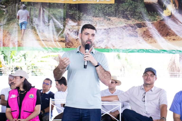 Nicolau Júnior destaca papel dos empresários acreanos durante assinatura de ordens de serviço no Vale do Juruá
