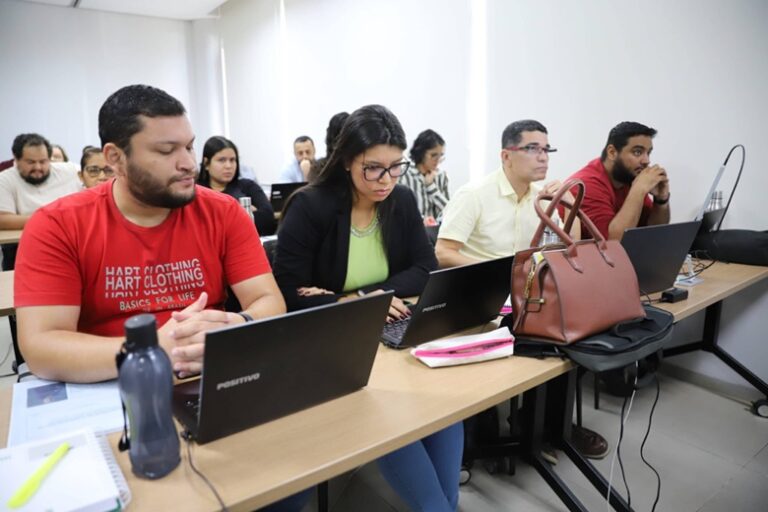 Governo do Acre abre inscrições para MBA em Inteligência Artificial e Ciência de Dados para servidores públicos