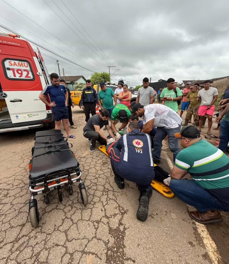 Governador Gladson e secretário de Saúde prestam atendimento a motociclista após acidente em Brasiléia
