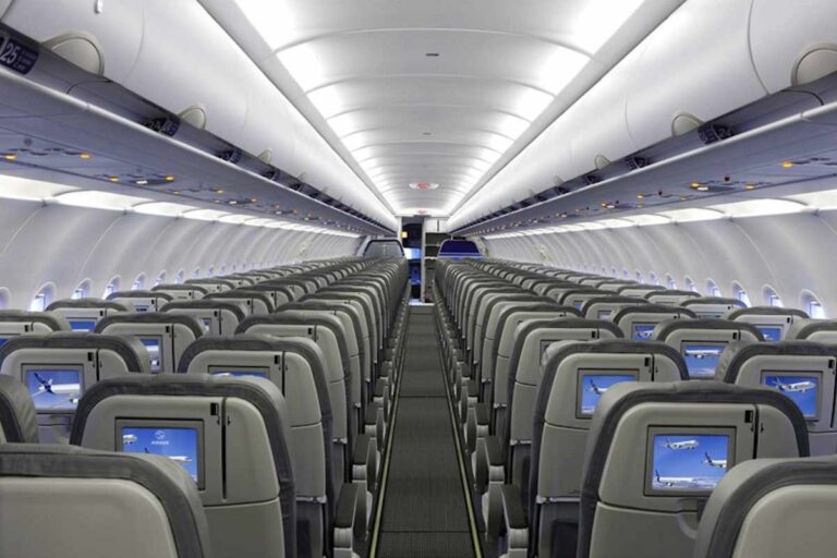 Nova regra da Azul exige que passageiros só escolham assentos gratuitos nas últimas 24h antes do voo
