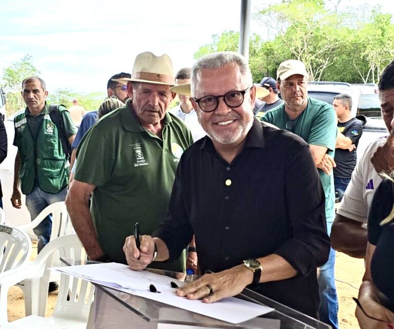 Afonso Fernandes garante revitalização da Estrada do Quixadá ao articular união entre Governo e Prefeitura