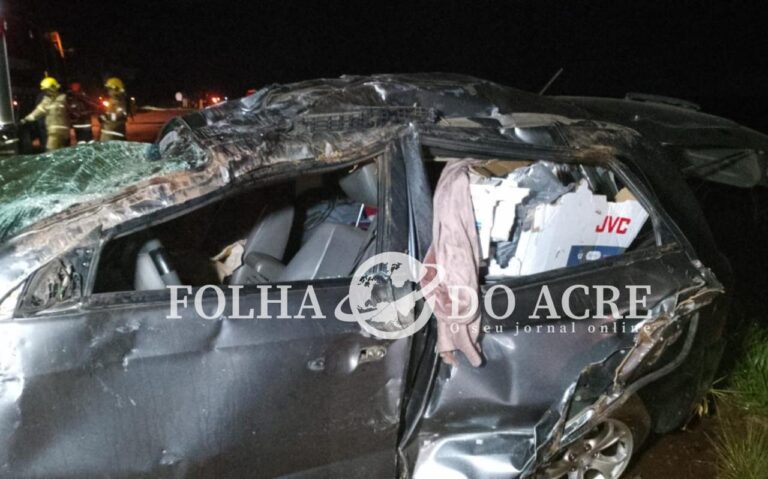 Acidente com capotamento na BR-364 deixa uma mulher morta e dois feridos em Senador Guiomard