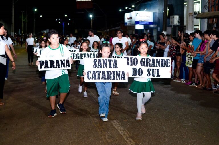 Prefeitura de Epitaciolândia realiza desfile cívico em alusão aos 203 anos da Independência do Brasil