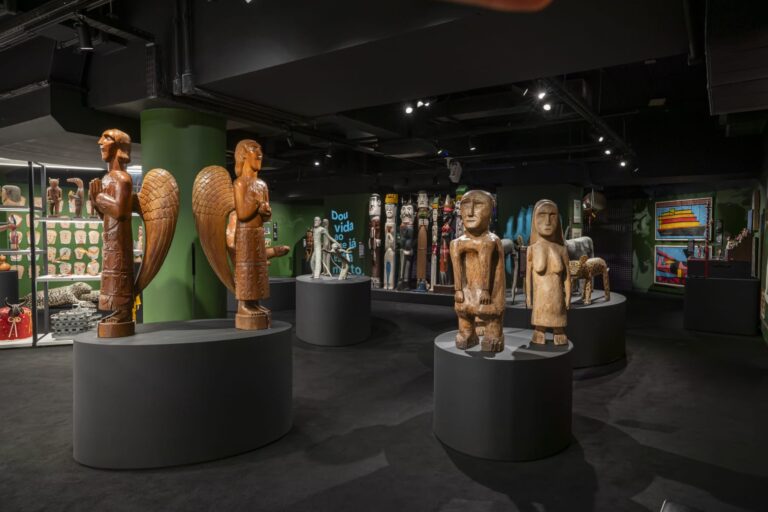 Obra de artista acreano é destaque em mostra de arte popular brasileira, em São Paulo