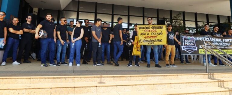 Policiais penais do Acre voltam a protestar e pedem convocação de todos os aprovados em concurso