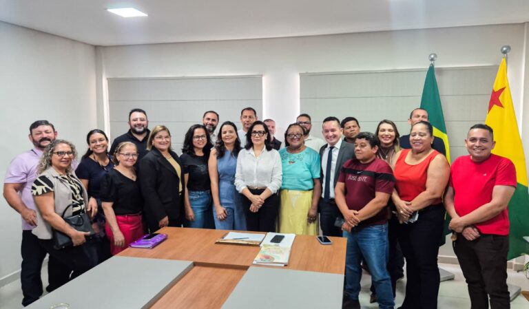 Adailton Cruz e sindicatos da Saúde são recebidos por Mailza e reforçam pedido de apoio ao PCCR