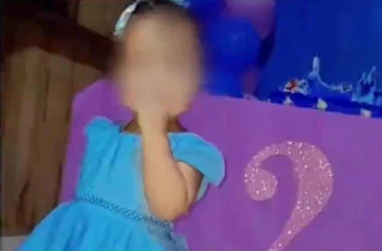Criança baleada na cabeça em ataque que matou os pais passa por cirurgia e segue na UTI em Rio Branco