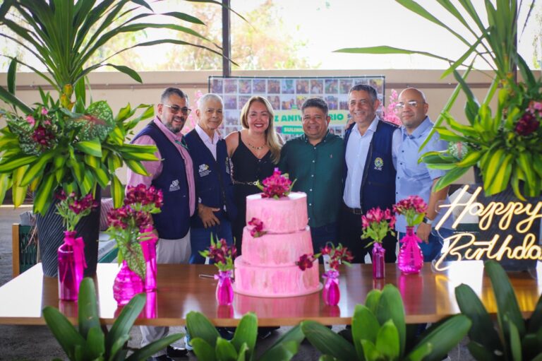 Aniversário de Sula Ximenes celebra obras de Gladson e presença feminina no comando do Deracre